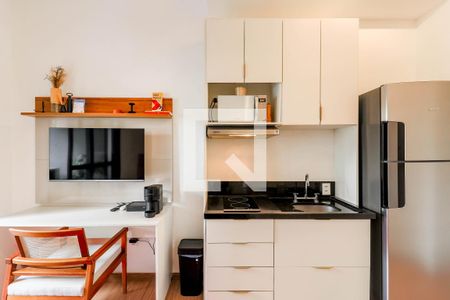 Cozinha de kitnet/studio para alugar com 1 quarto, 27m² em Campo Belo, São Paulo