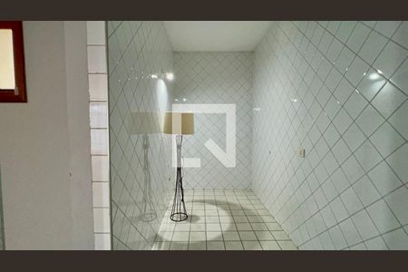 Vestiário de casa à venda com 4 quartos, 400m² em Vila Madalena, São Paulo