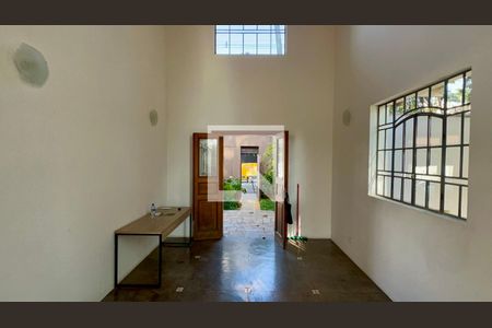 Entrada de casa à venda com 4 quartos, 400m² em Vila Madalena, São Paulo