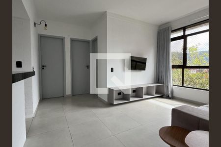 Sala de apartamento para alugar com 2 quartos, 69m² em Balneario Cidade Atlantica, Guarujá