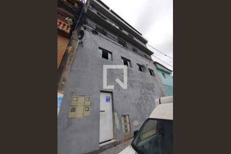Fachada de kitnet/studio para alugar com 1 quarto, 45m² em Cidade Domitila, São Paulo