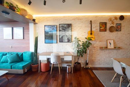 Apartamento à venda com 2 quartos, 60m² em Vila Madalena, São Paulo