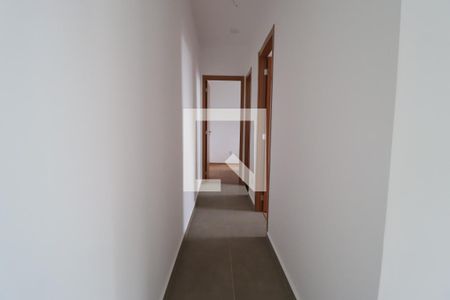 Corredor de apartamento para alugar com 2 quartos, 40m² em Morada da Colina, Uberlândia