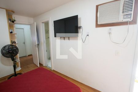 Quarto Suíte de casa para alugar com 3 quartos, 187m² em Jacarepaguá, Rio de Janeiro