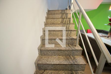 Escada de casa para alugar com 3 quartos, 187m² em Jacarepaguá, Rio de Janeiro