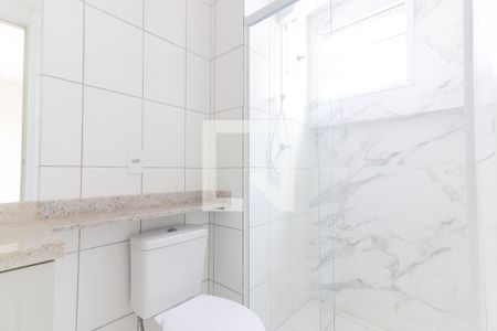 Banheiro de kitnet/studio para alugar com 1 quarto, 28m² em Vila Butantã, São Paulo