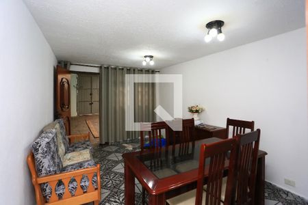 Sala de casa para alugar com 2 quartos, 80m² em Jardim Maria Duarte, São Paulo
