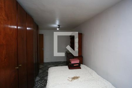 Quarto 1 de casa para alugar com 2 quartos, 80m² em Jardim Maria Duarte, São Paulo