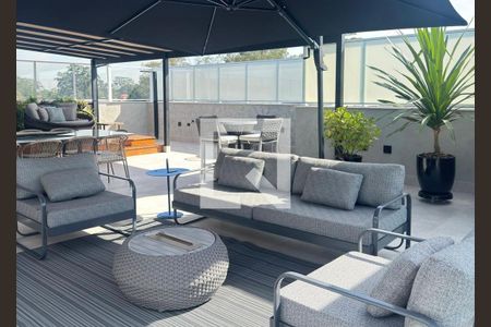 Apartamento para alugar com 3 quartos, 247m² em Granja Viana, Cotia