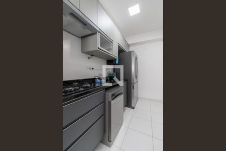 Sala/Cozinha de apartamento para alugar com 2 quartos, 63m² em Vila Guilhermina, São Paulo