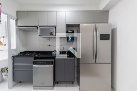Sala/Cozinha de apartamento para alugar com 2 quartos, 63m² em Vila Guilhermina, São Paulo