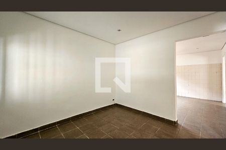Sala de casa para alugar com 2 quartos, 105m² em Vila Friburgo, São Paulo