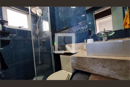 Apartamento à venda com 2 quartos, 53m² em Vila Carmosina, São Paulo