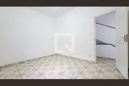 Quarto  de casa para alugar com 5 quartos, 300m² em Embaré, Santos