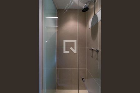 Banheiro de kitnet/studio para alugar com 1 quarto, 20m² em Lapa, São Paulo