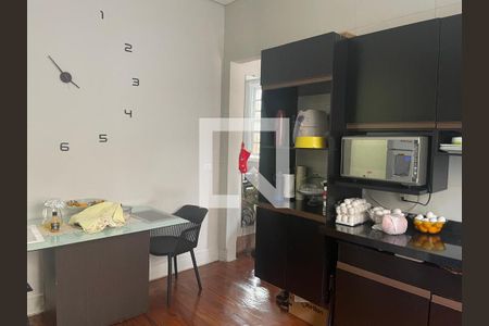 Casa à venda com 3 quartos, 200m² em Bela Vista, São Paulo