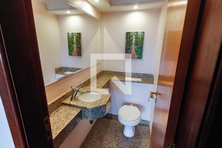 Lavabo de apartamento para alugar com 4 quartos, 140m² em Vila Andrade, São Paulo