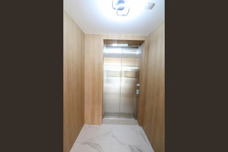 Entrada de apartamento à venda com 3 quartos, 156m² em Jardim das Acacias, São Paulo