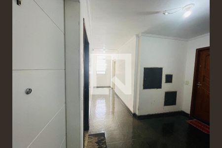 Hall elevador de apartamento à venda com 2 quartos, 58m² em Centro, Guarulhos