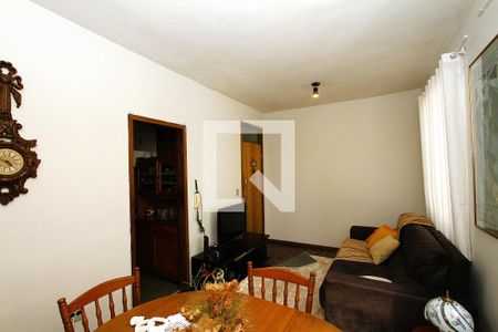Sala de apartamento à venda com 3 quartos, 78m² em Caiçaras, Belo Horizonte