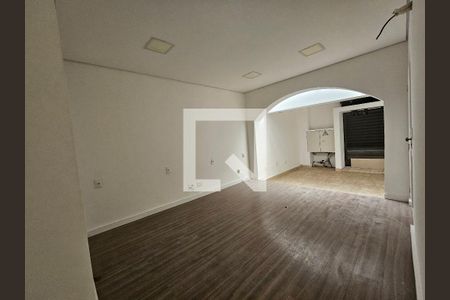 Sala de casa para alugar com 4 quartos, 260m² em Santo Amaro, São Paulo