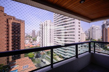Sala - Varanda  de apartamento à venda com 4 quartos, 157m² em Aclimação, São Paulo
