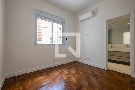 Suíte de apartamento para alugar com 3 quartos, 110m² em Cerqueira César, São Paulo