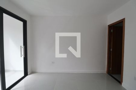 Suíte de casa para alugar com 2 quartos, 120m² em Jardim Las Palmas, Guarujá