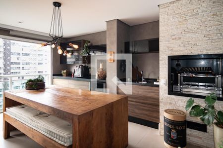 Sala Varanda de apartamento à venda com 3 quartos, 159m² em Consolação, São Paulo