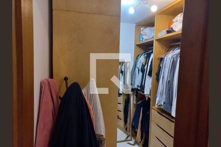 Suíte de casa à venda com 3 quartos, 212m² em Baeta Neves, São Bernardo do Campo