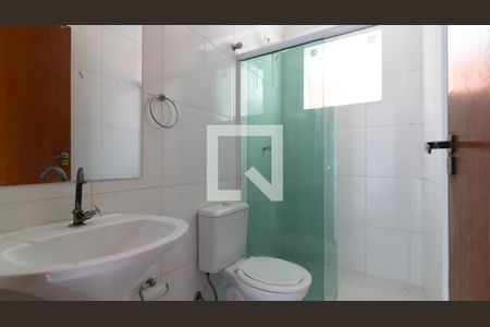 Banheiro de apartamento para alugar com 1 quarto, 60m² em Vila Jacuí, São Paulo