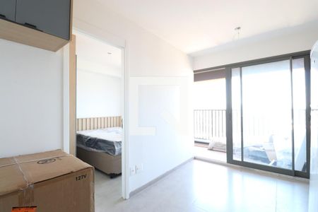 Sala/Cozinha/Área de serviço de apartamento para alugar com 1 quarto, 32m² em Pompeia, São Paulo