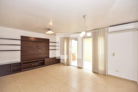 Sala de Tv de casa de condomínio à venda com 4 quartos, 200m² em Jardim Ampliacao, São Paulo