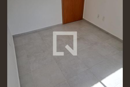 Apartamento para alugar com 2 quartos, 45m² em Inhoaíba, Rio de Janeiro