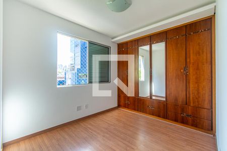 Quarto  de apartamento para alugar com 2 quartos, 83m² em Savassi, Belo Horizonte