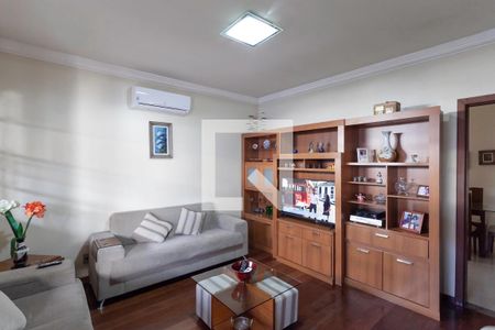 Sala de casa à venda com 3 quartos, 290m² em Santa Monica, Belo Horizonte