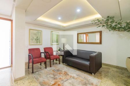 Hall social de apartamento à venda com 2 quartos, 70m² em Jardim Botânico, Porto Alegre
