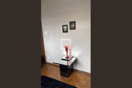 Sala de apartamento à venda com 2 quartos, 60m² em Centro, Belo Horizonte