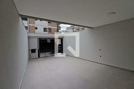 Garagem de casa à venda com 4 quartos, 200m² em Vila Curuçá, Santo André