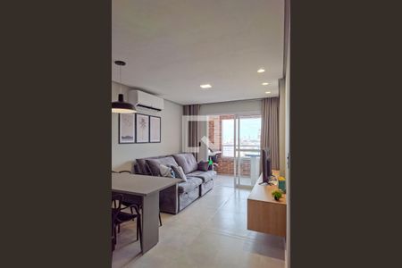 Sala de apartamento para alugar com 2 quartos, 99m² em Vila Caiçara, Praia Grande