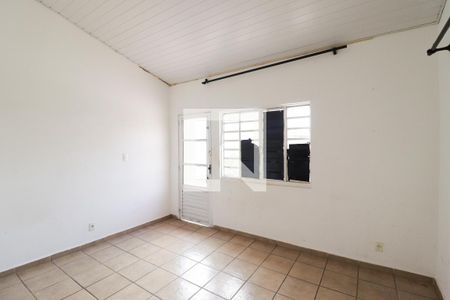 Sala 2 de casa para alugar com 4 quartos, 350m² em Vila Carbone, São Paulo