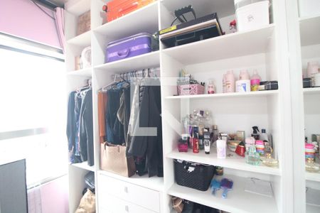 Closet quarto 1 de apartamento à venda com 2 quartos, 75m² em Jardim Sabara, São Paulo