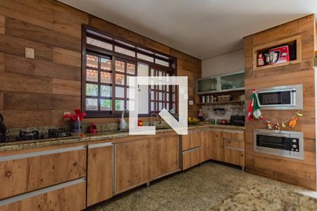 Cozinha de casa à venda com 4 quartos, 348m² em Trevo, Belo Horizonte