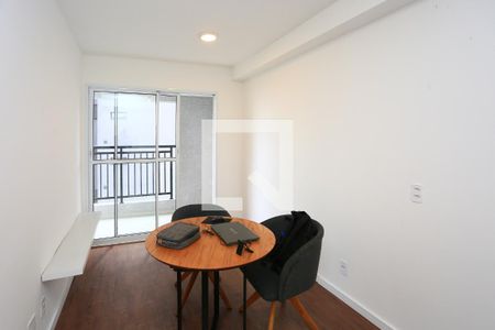 Sala de apartamento para alugar com 2 quartos, 39m² em Cidade Jardim, São Paulo