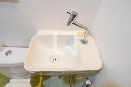 Banheiro do quarto de apartamento à venda com 1 quarto, 48m² em Campestre, Santo André