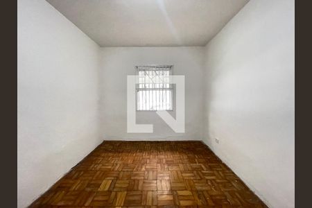 Quarto 2 de casa para alugar com 2 quartos, 250m² em Vila Albano, São Paulo