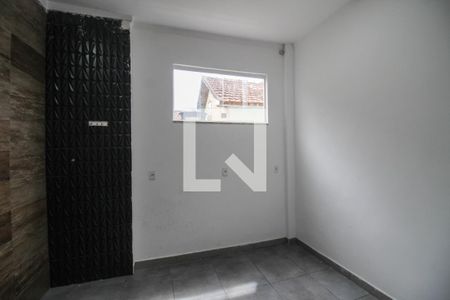 Quarto 2 de apartamento para alugar com 2 quartos, 45m² em Santa Terezinha, Mesquita