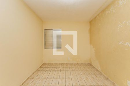 Quarto 2 de casa para alugar com 3 quartos, 100m² em Vila Brasilina, São Paulo