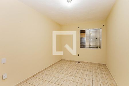 Quarto 1 de casa para alugar com 3 quartos, 100m² em Vila Brasilina, São Paulo