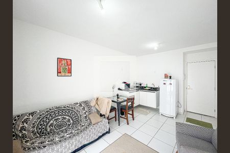 Sala/Cozinha de apartamento à venda com 1 quarto, 38m² em Pompeia, São Paulo